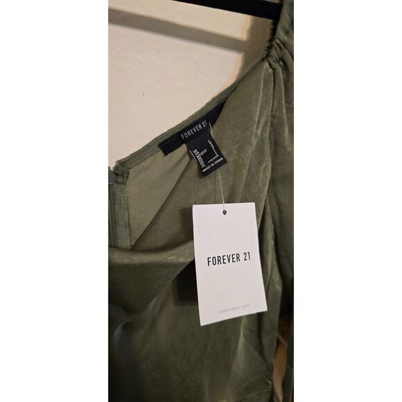 Sage Green Cowl Neck F21 Dress Size Large - Picture 3 of 3